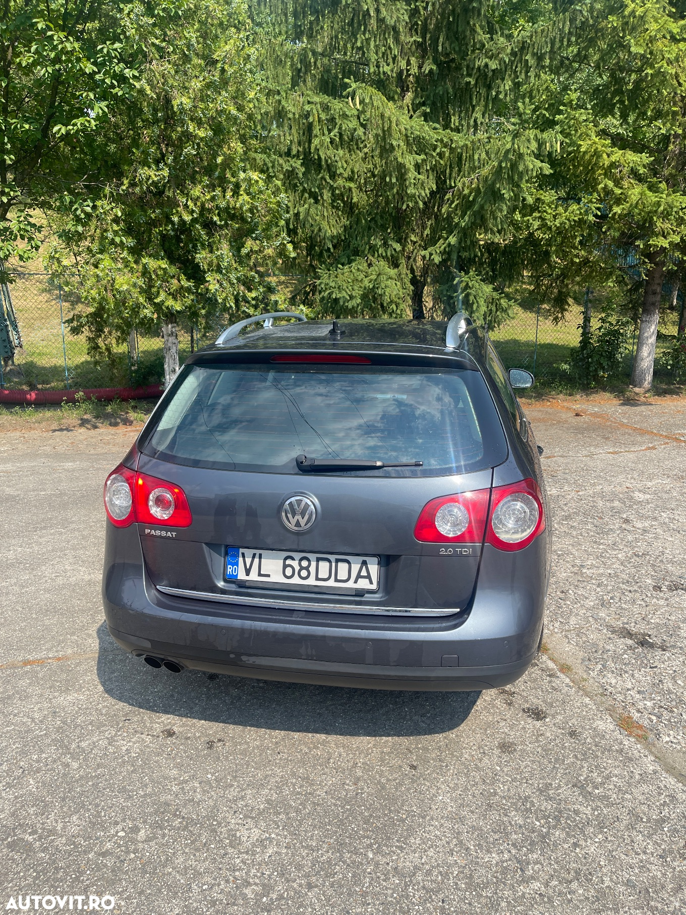 Volkswagen Passat Variant 2.0 TDI DPF DSG Highline - 6