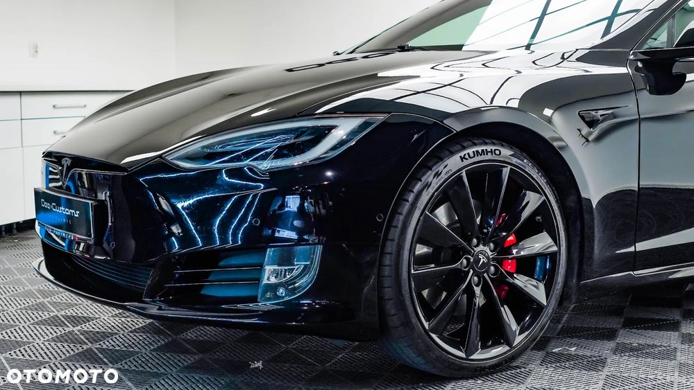 Tesla Model S Performance - 3