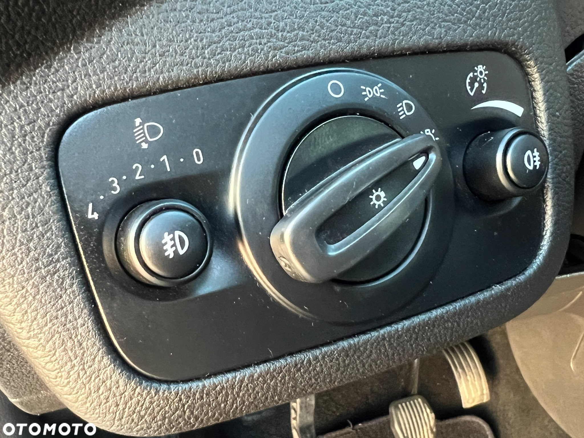 Ford C-MAX - 16