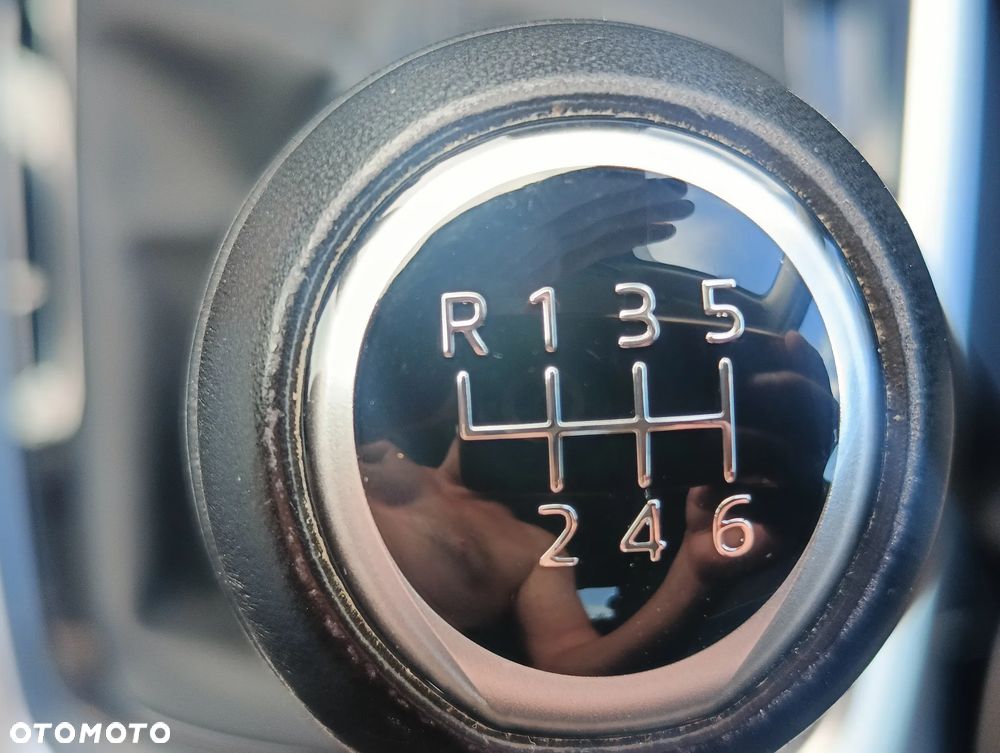 Mazda 2 SKYACTIV-G 90 KIZOKU - 32