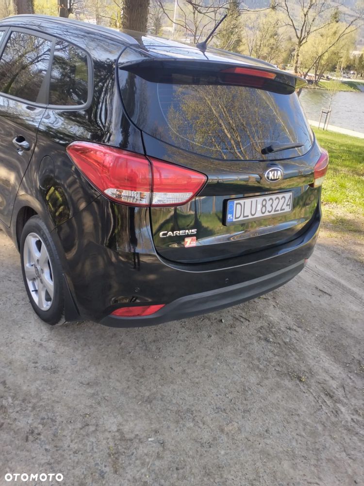 Kia Carens - 20