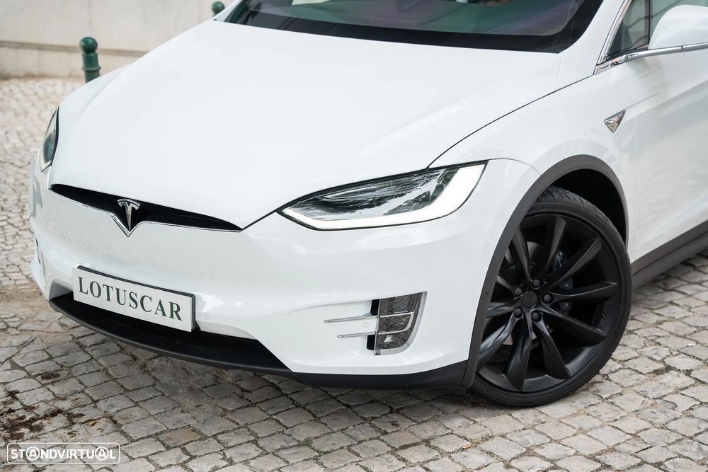 Tesla Model X 100D - 30