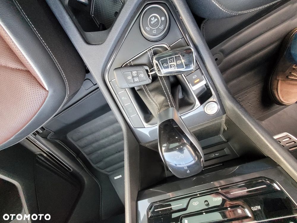 Volkswagen Tiguan R-Line - 19