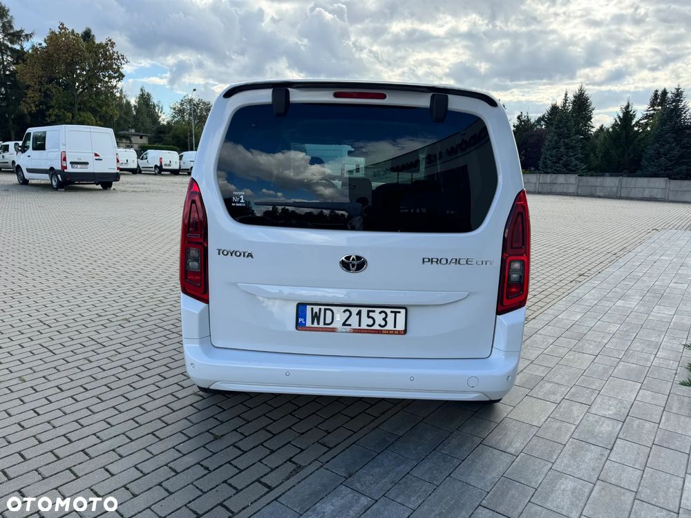 Toyota Proace City Verso 1.5 D-4D Business - 6