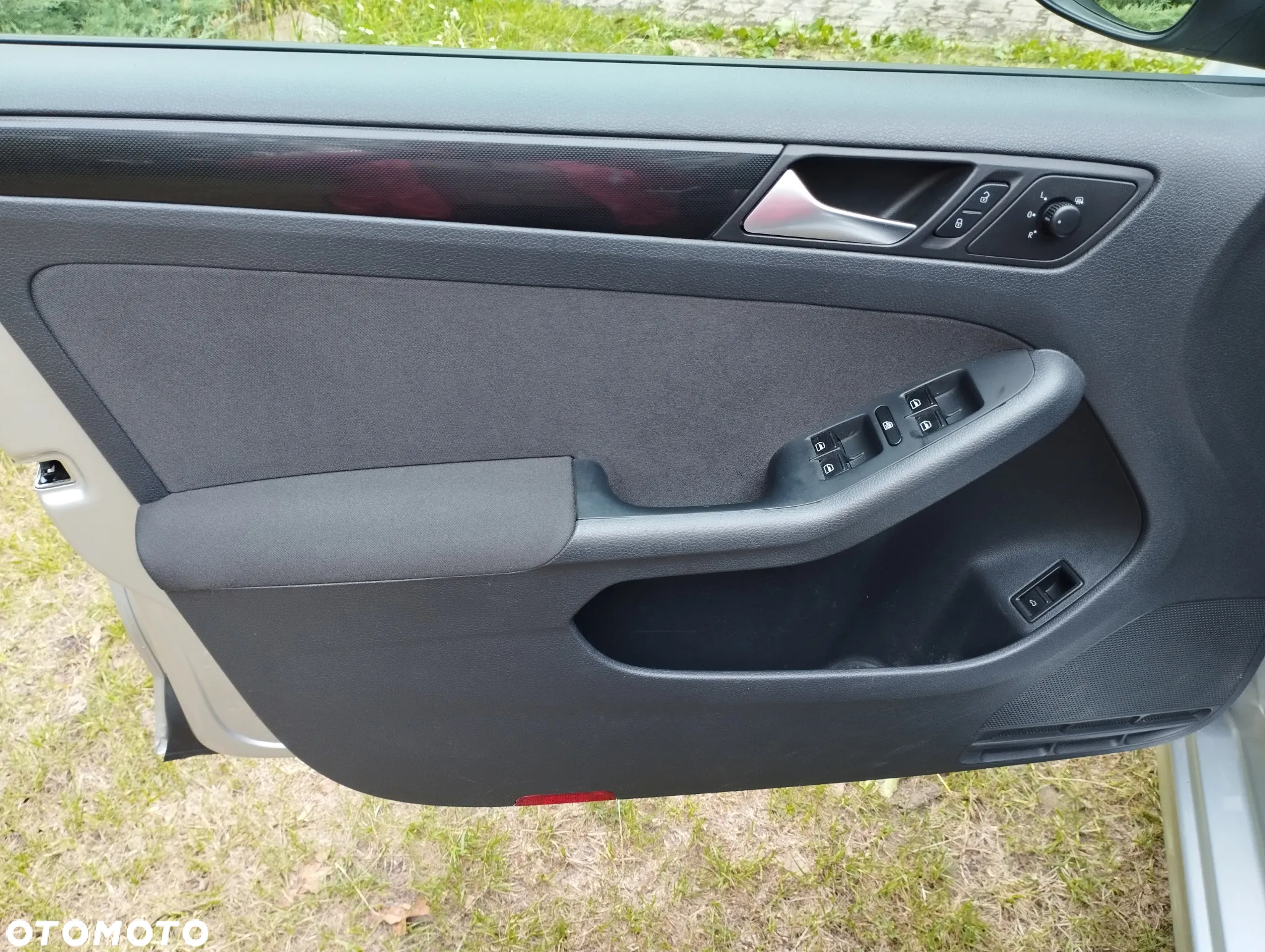 Volkswagen Jetta 1.6 TDI BMT Comfortline - 14