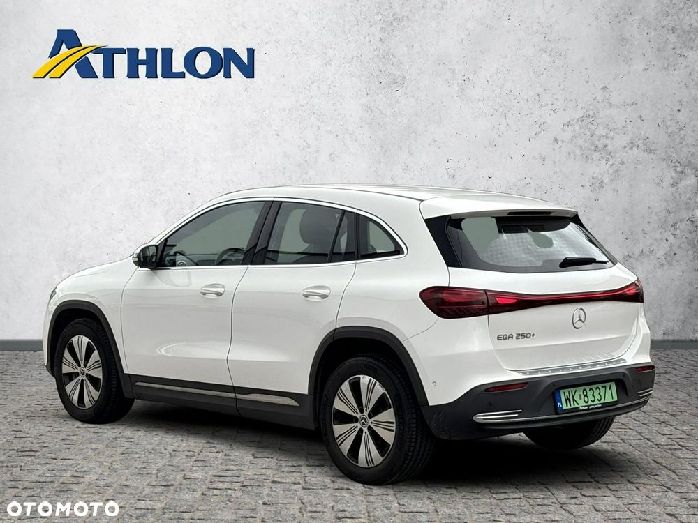 Mercedes-Benz EQA 250+ 70.5kWh Progressive - 3