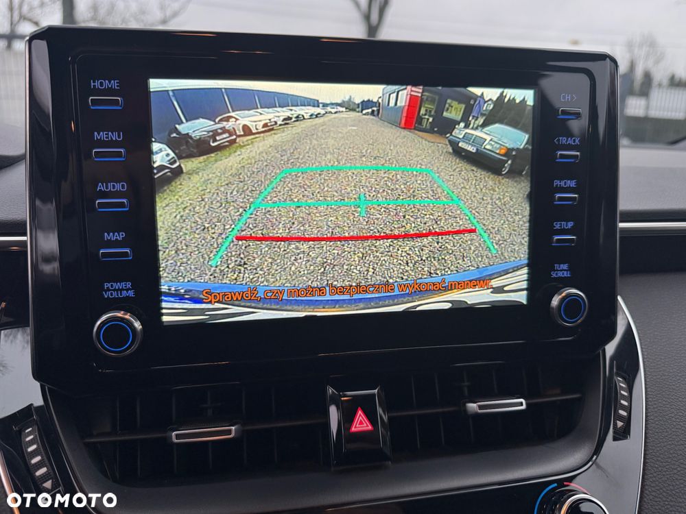 Toyota Corolla 1.8 Business Edition - 19