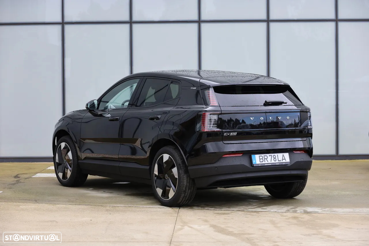 Volvo EX30 69 kWh Single Motor Extended Range Plus - 5