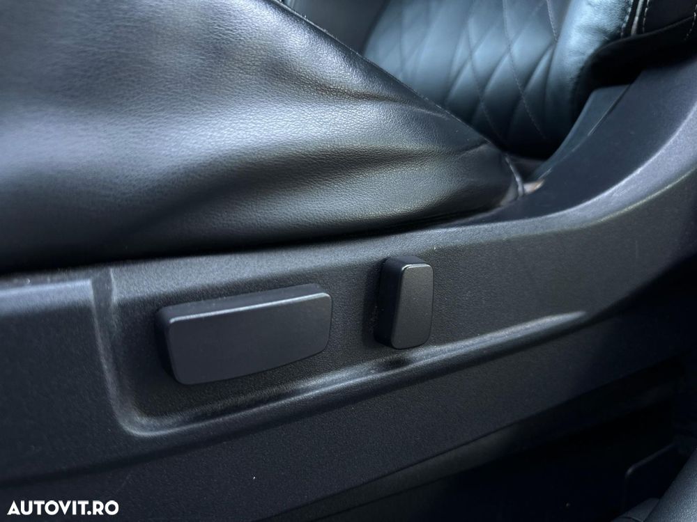 Mitsubishi Outlander - 15