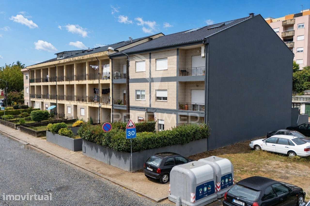 Apartamento T3 Duplex Mobilado | Arrendamento | São Vítor, Braga - Grande imagem: 3/37