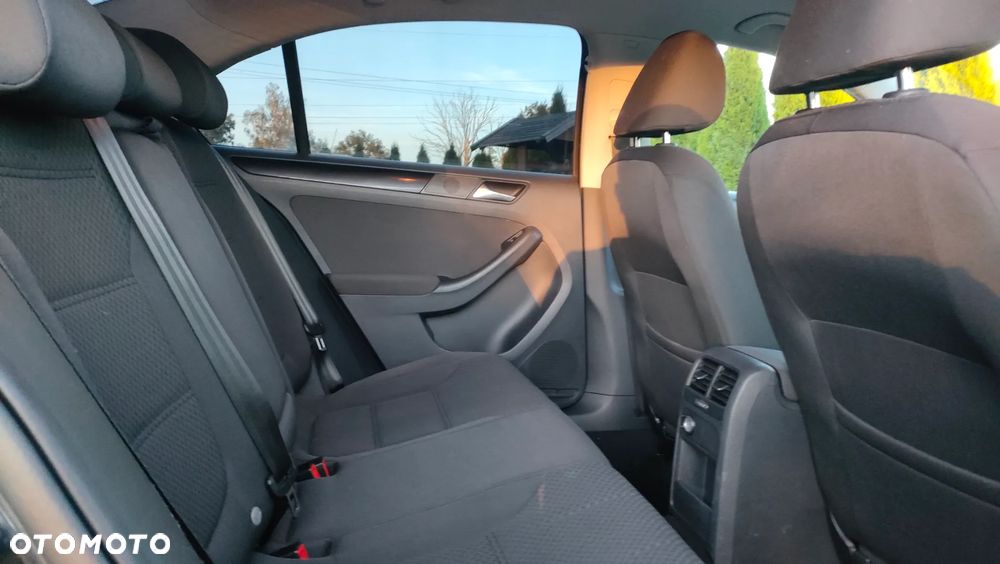 Volkswagen Jetta 1.2 TSI Life - 8
