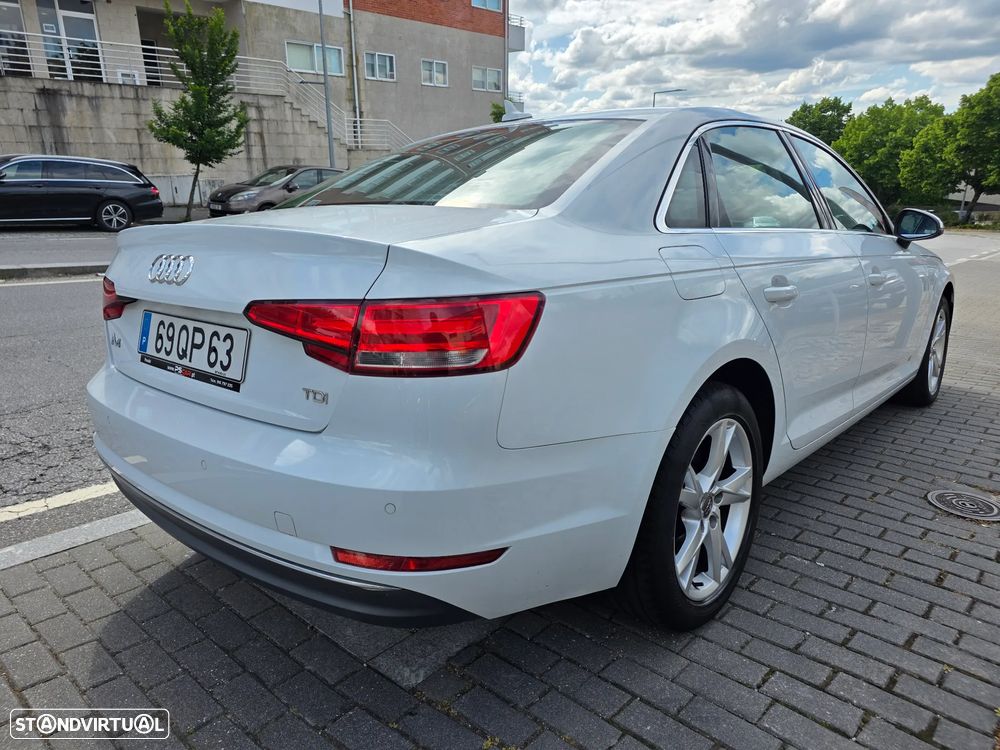 Audi A4 2.0 TDI Business Line Sport - 8