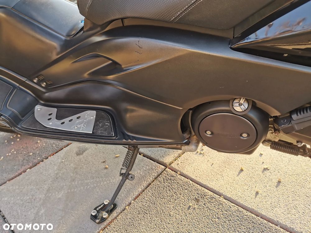 Yamaha Tmax - 8