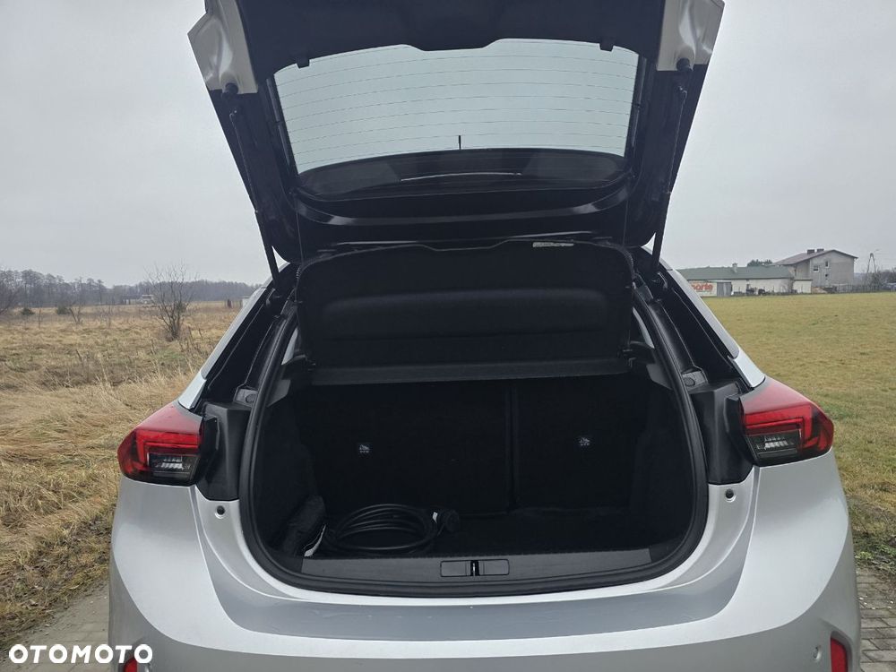 Opel Corsa Electric GS - 16