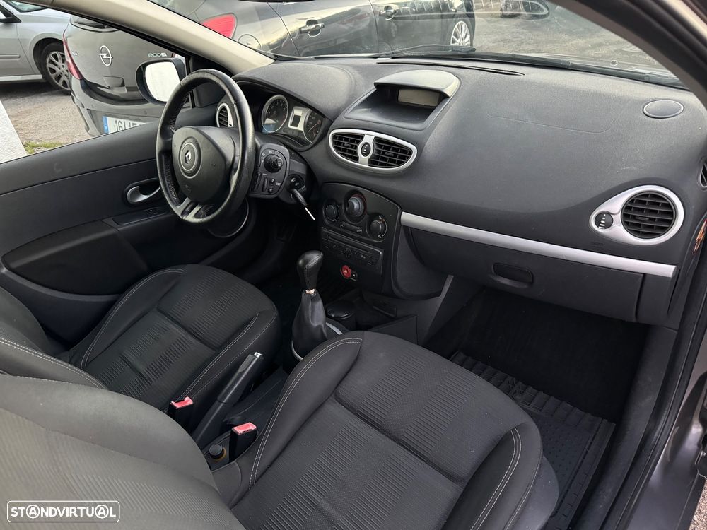 Renault Clio Break 1.2 16V Dynamique - 22