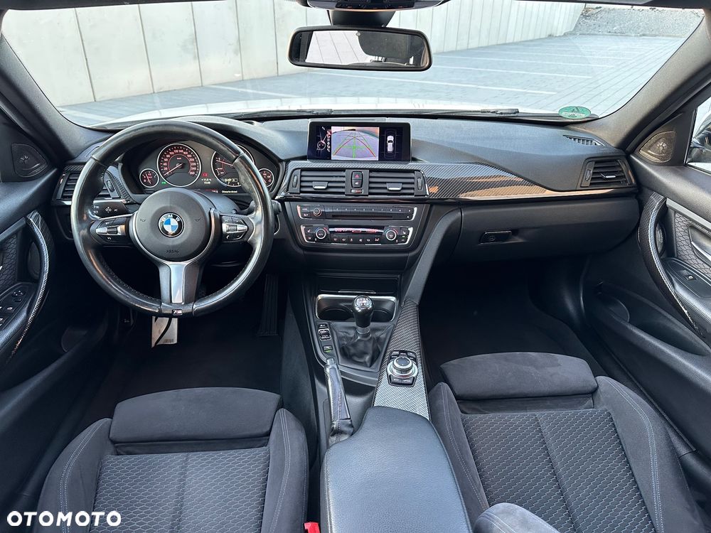 BMW Seria 3 318d M Sport EU6 - 26