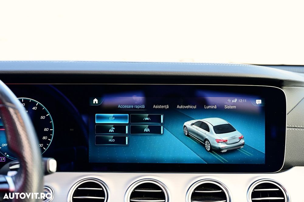 Mercedes-Benz E 300 4MATIC 9G-TRONIC AMG Line - 23