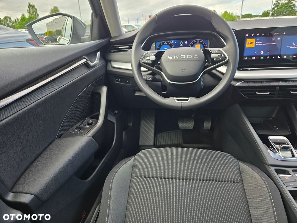 Skoda Octavia 1.5 TSI mHEV Selection DSG - 19