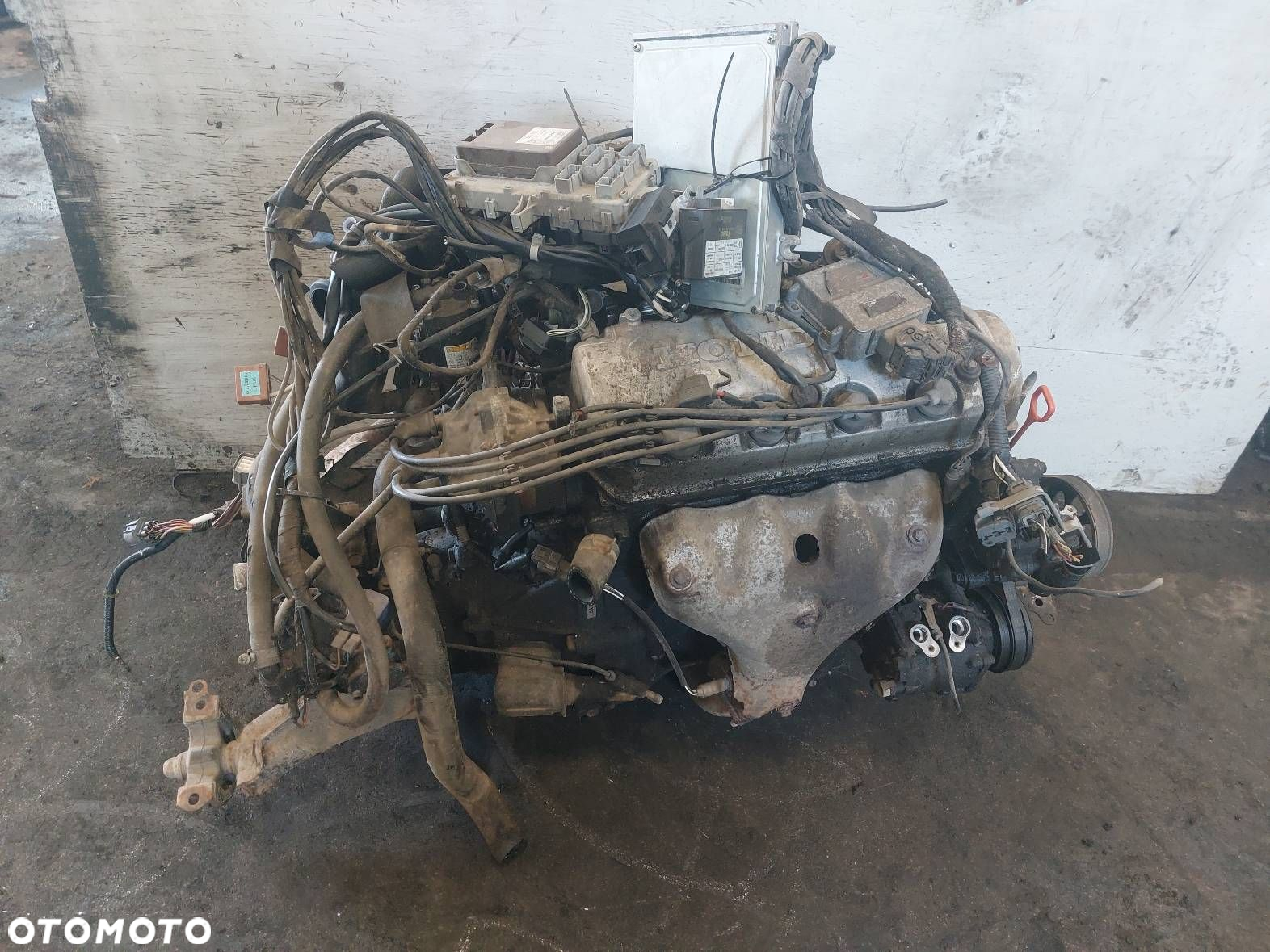 SILNIK BENZYNOWY + KOMPLETNY OSPRZĘT + SKRZYNIA CIVIC VI 1.4 16V D14A7 - 8