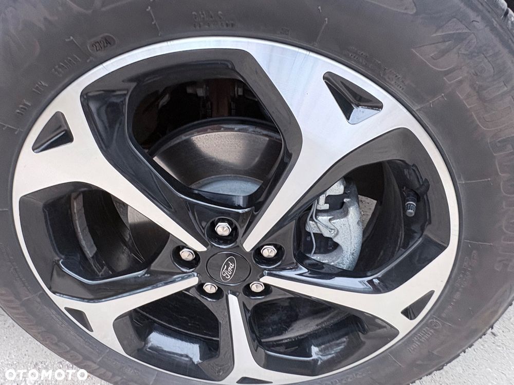 Ford Escape - 13