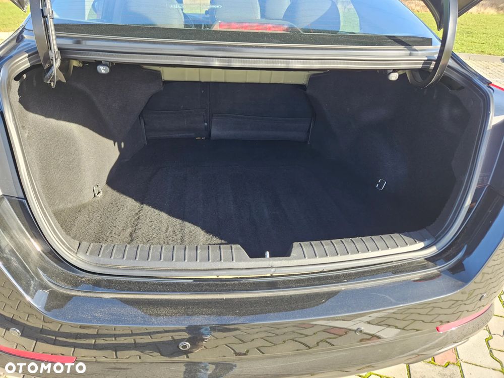 Kia Optima 1.7 CRDi L - 11