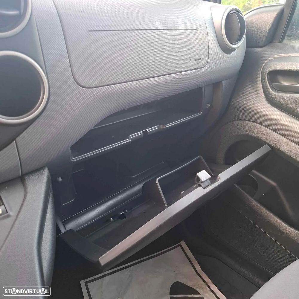 Peugeot Partner 1.6 HDI 3Lugres - 15