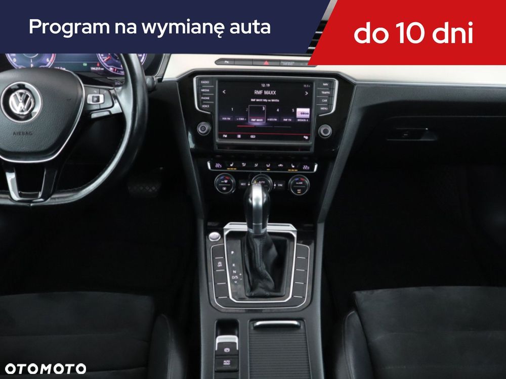 Volkswagen Passat Variant - 14