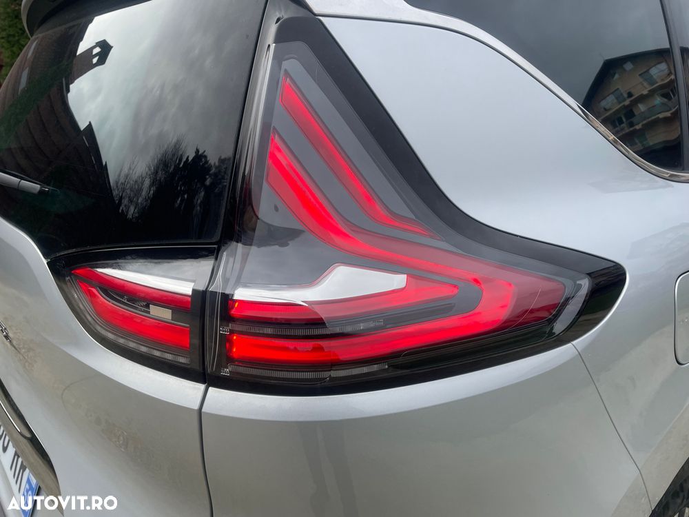 Renault Espace BLUE dCi 200 EDC INITIALE PARIS - 11