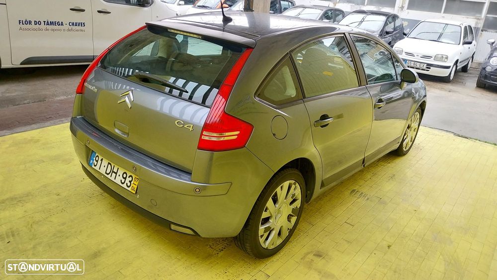 Citroën C4 1.4 16V VTR Pack - 21