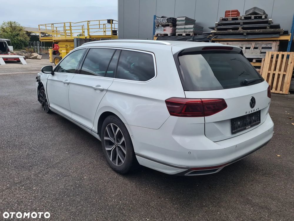 Volkswagen Passat 2.0 TDI SCR Style DSG - 11