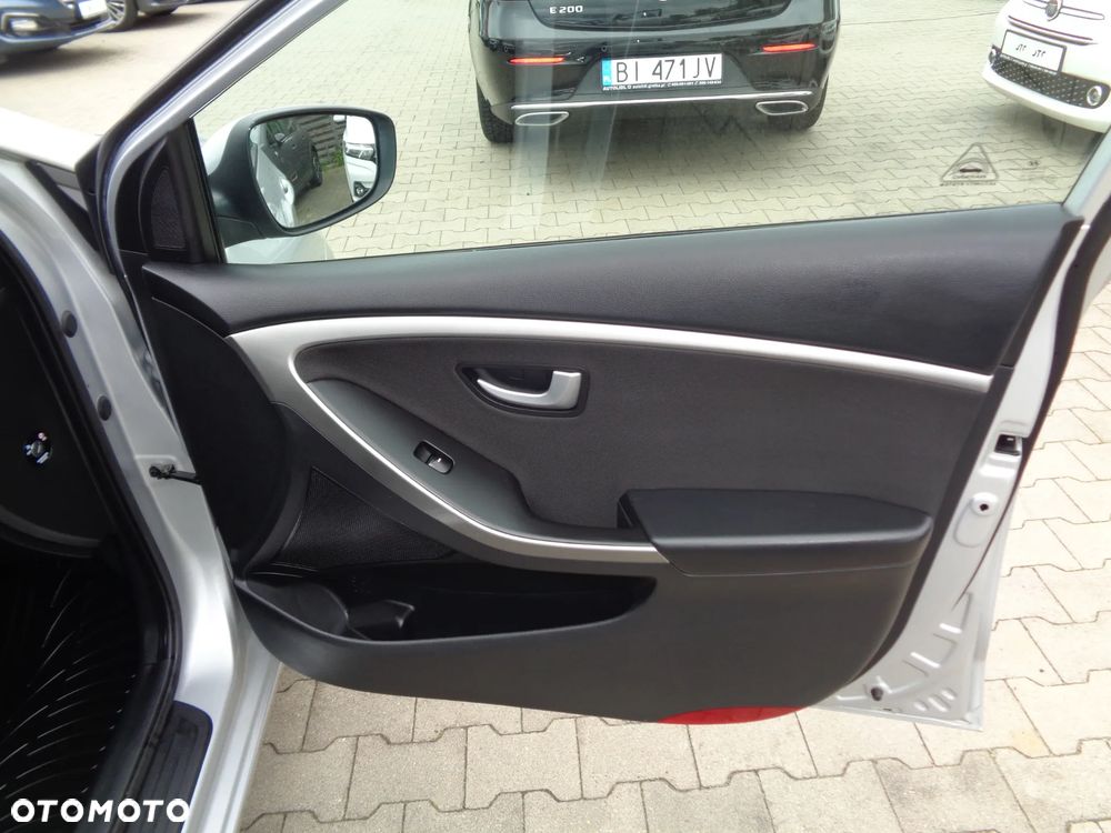 Hyundai i30 1.4 Comfort - 19