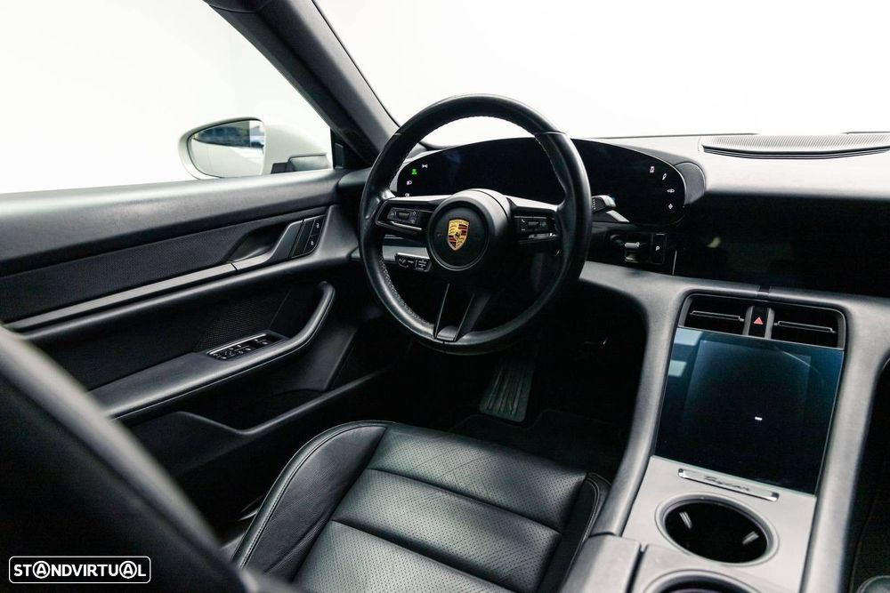 Porsche Taycan 4S Bateria Performance Plus - 17