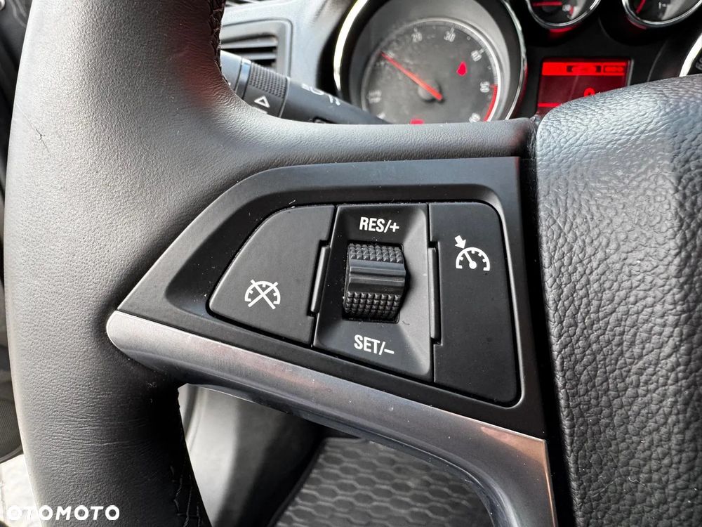 Opel Insignia 2.0 CDTI Sports Tourer Cosmo - 35