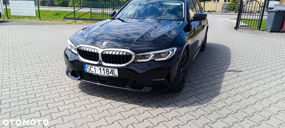 BMW Seria 3 330i - 1