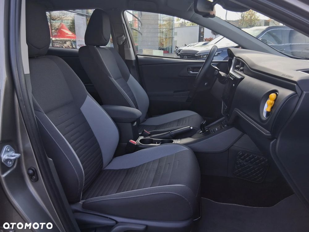Toyota Auris Hybrid 135 Premium - 14