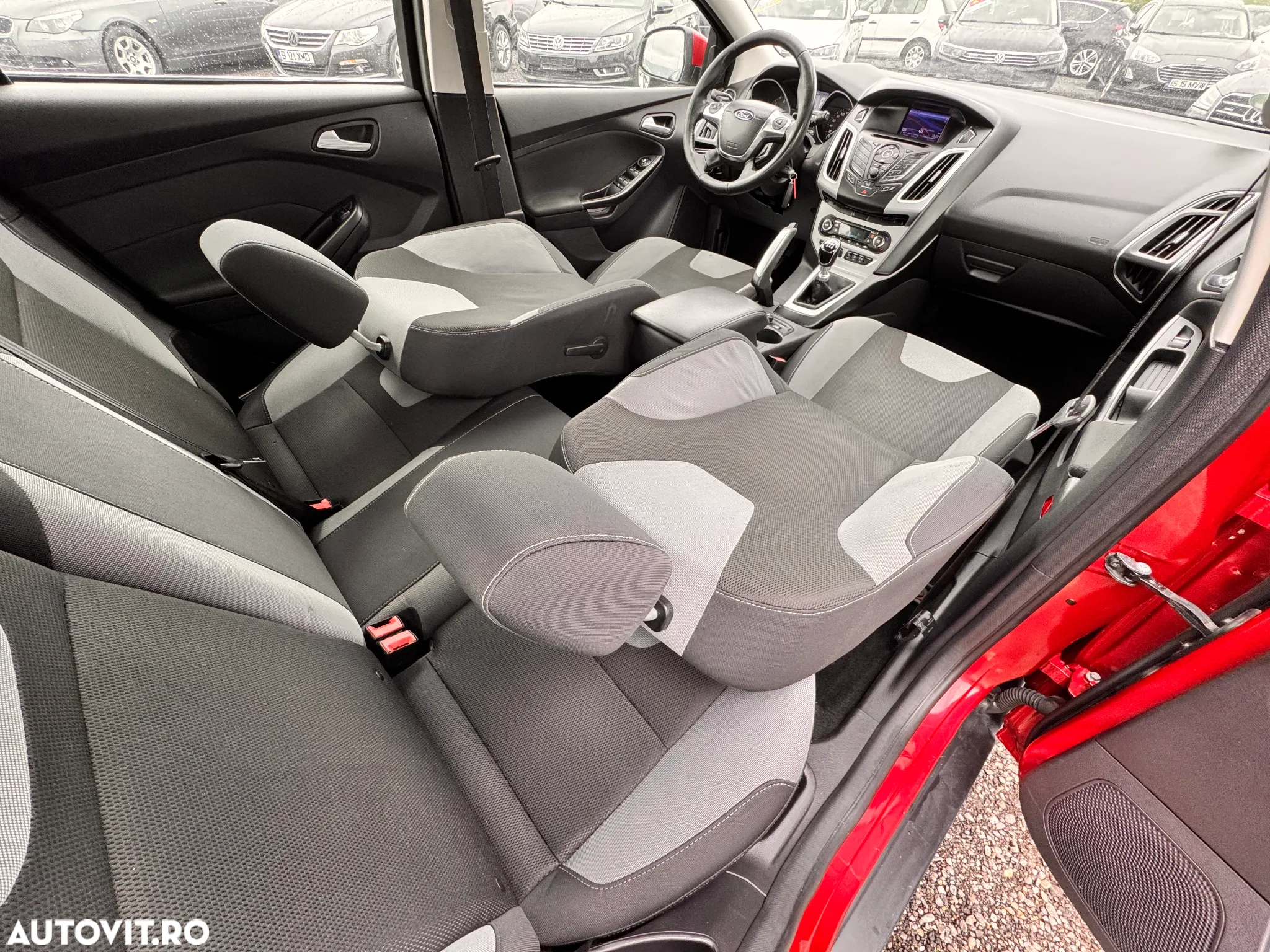 Ford Focus 1.6 TDCi DPF Champions Edition - 35