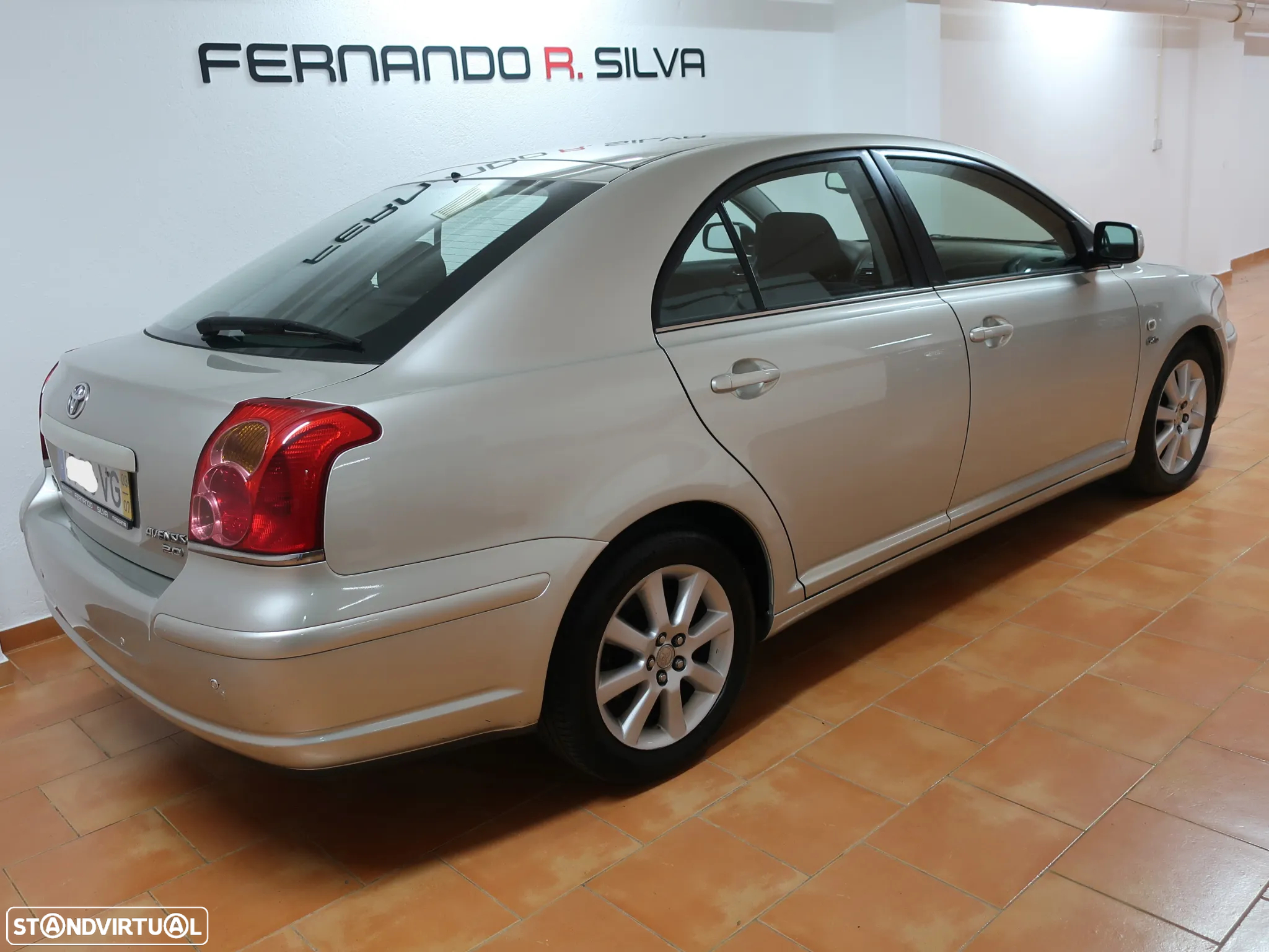 Toyota Avensis SD 2.0 D-4D Sol - 7
