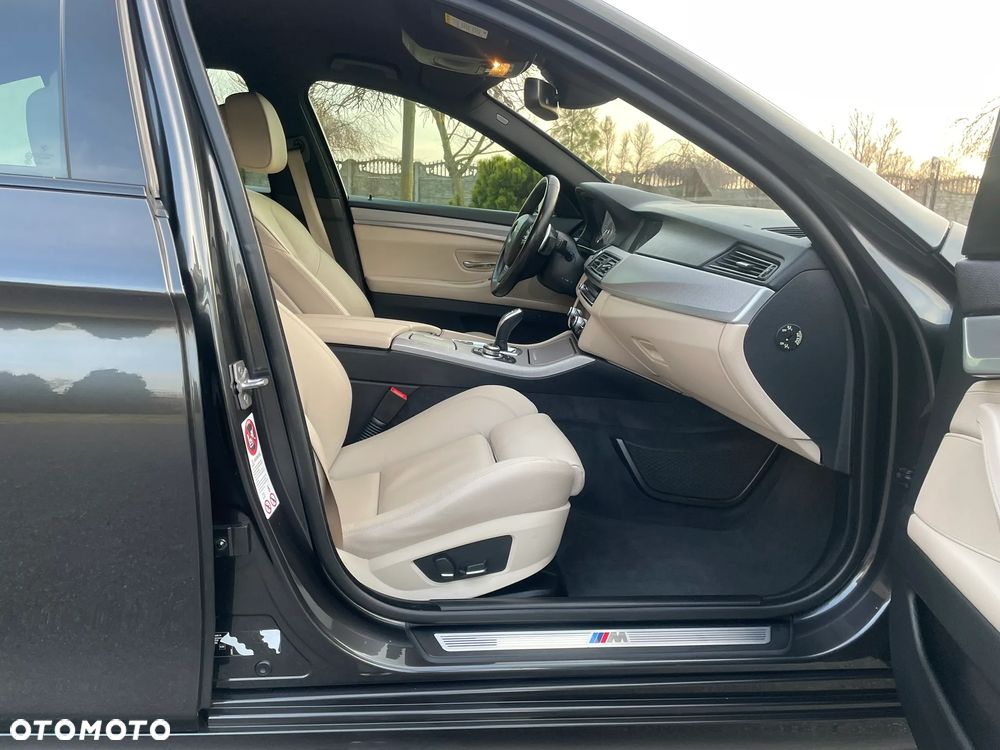 BMW Seria 5 535d - 30
