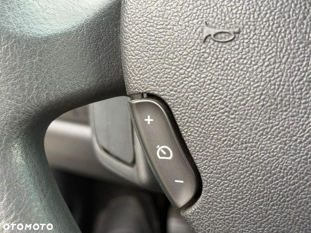 Renault Clio 1.5 dCi Authentique - 15