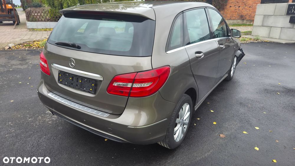 Mercedes-Benz Klasa B 200 (BlueEFFICIENCY) - 3