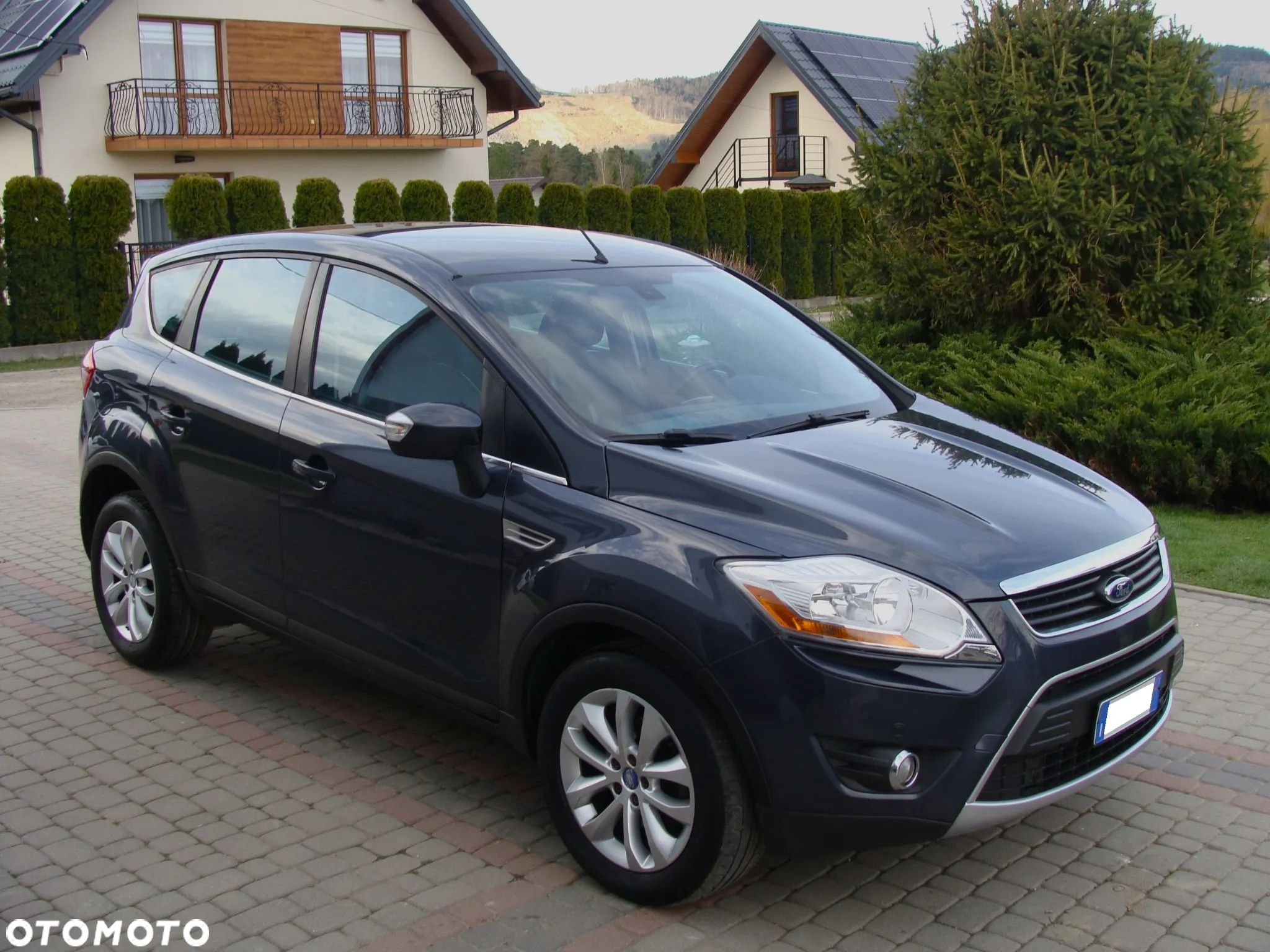 Ford Kuga 2.0 TDCi 4x4 Titanium - 2