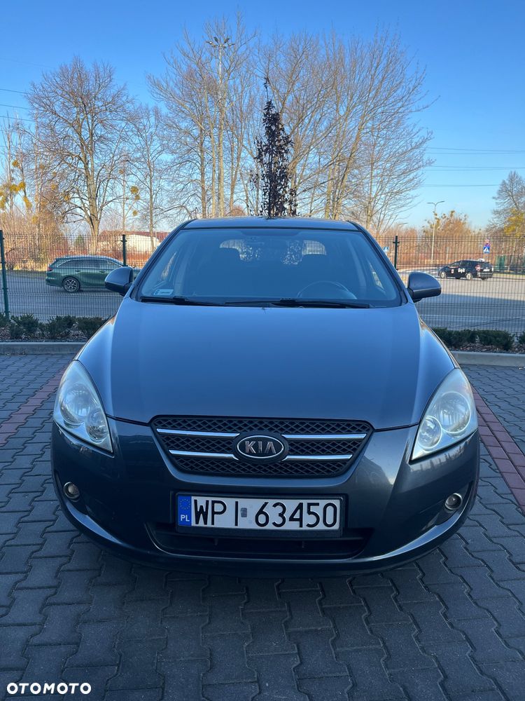 Kia Ceed 1.6 Comfort - 17