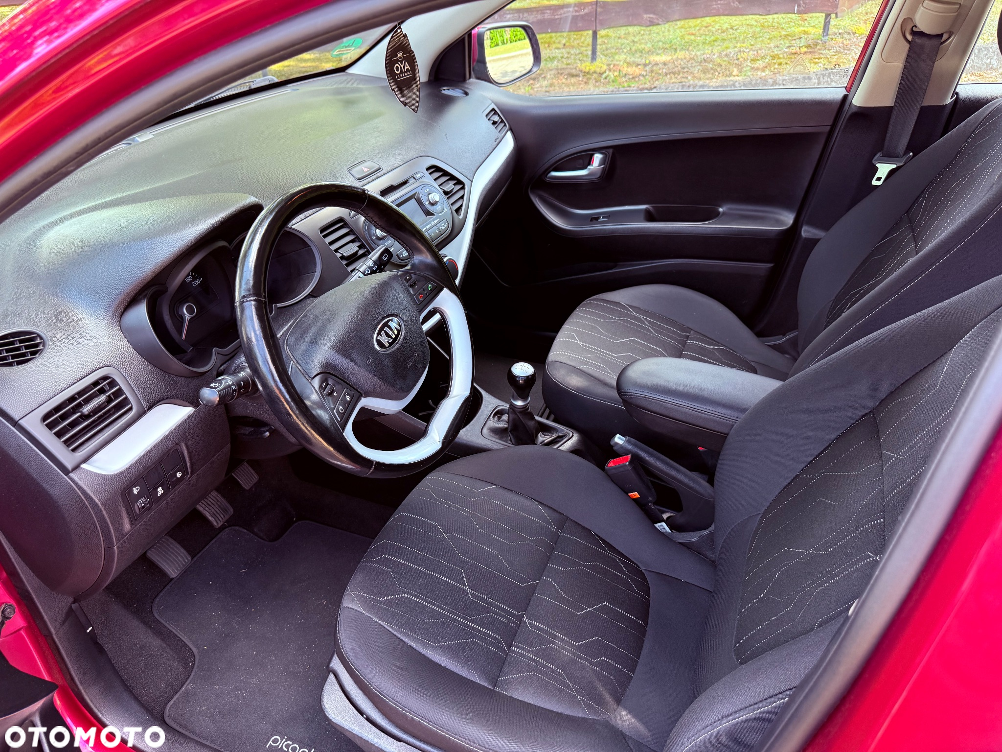 Kia Picanto 1.0 ISG Fifa World Cup Edition - 21