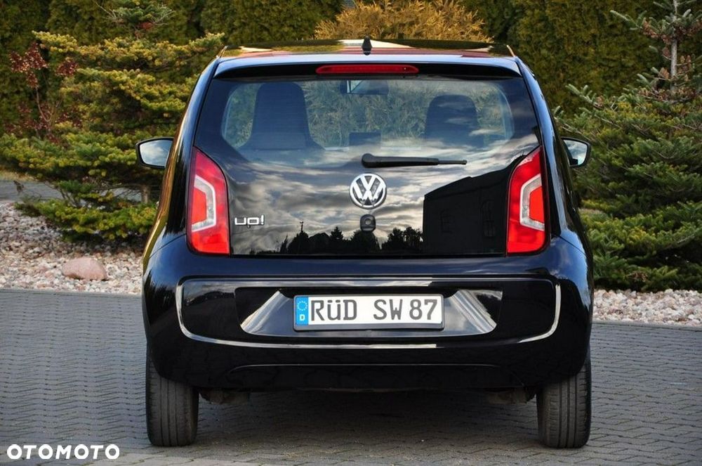 Volkswagen up! black - 16