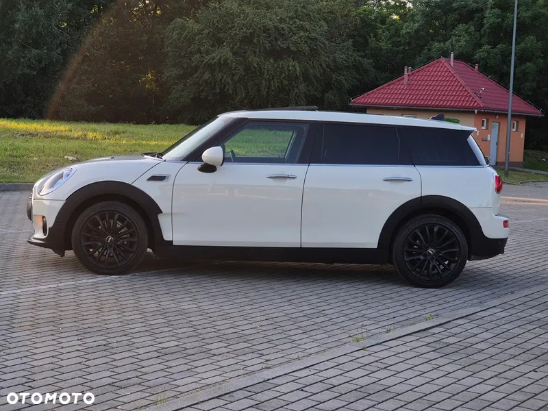MINI Clubman One D Blackyard - 6