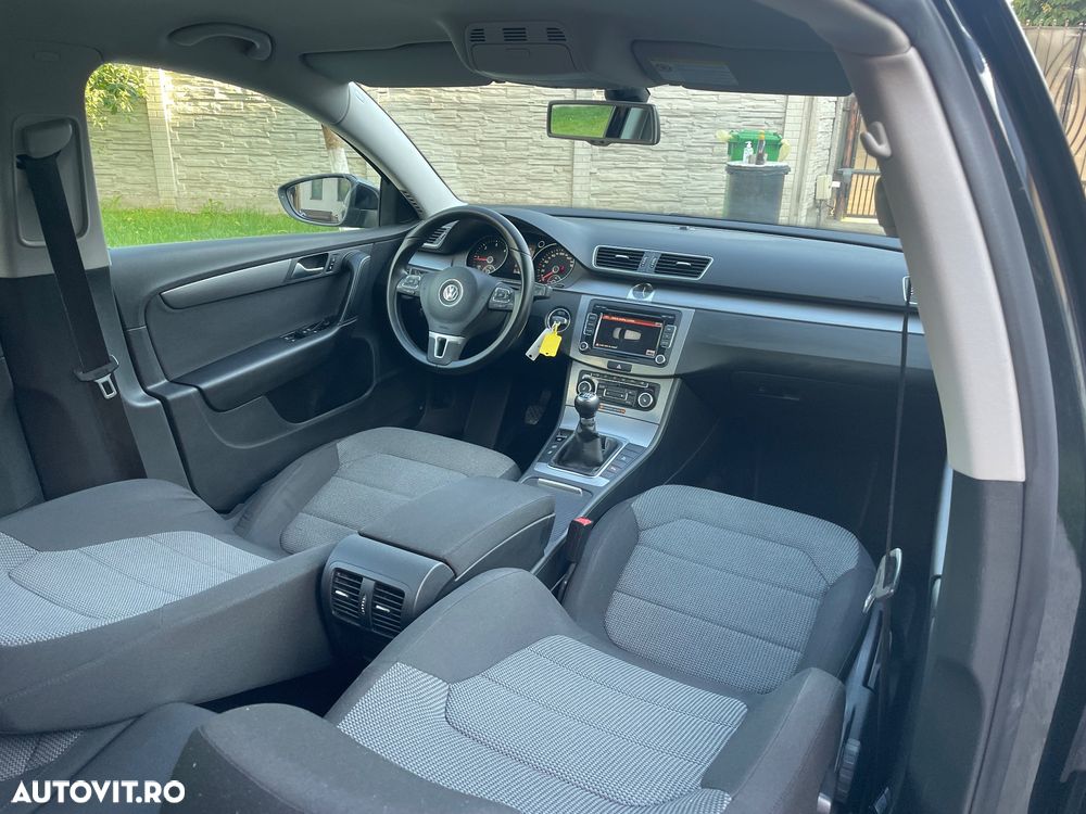Volkswagen Passat - 7