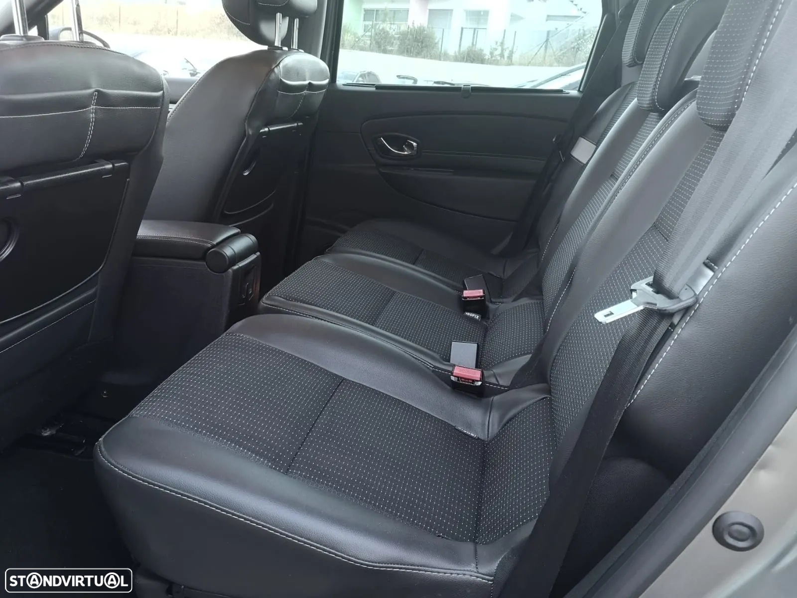 Renault Mégane Scénic - 5