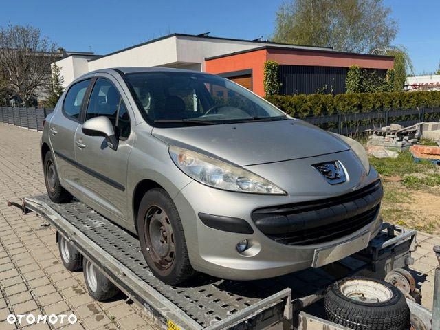 Peugeot 207 95 VTi Family - 5