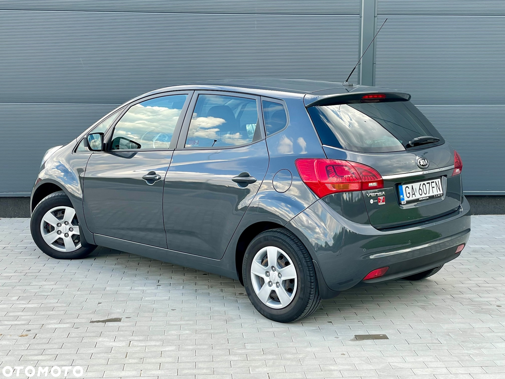Kia Venga - 4