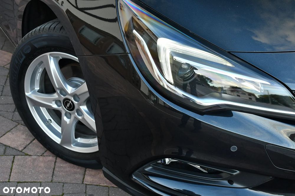 Opel Astra V 1.4 T Enjoy - 10